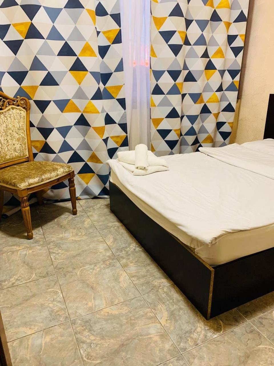 Centre Hotel-Hostel Yerevan Bagian luar foto
